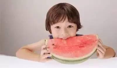 娱乐吃瓜酱假装心脏病,揭秘背后惊人真相! 第1张 娱乐吃瓜酱假装心脏病,揭秘背后惊人真相! 第1张